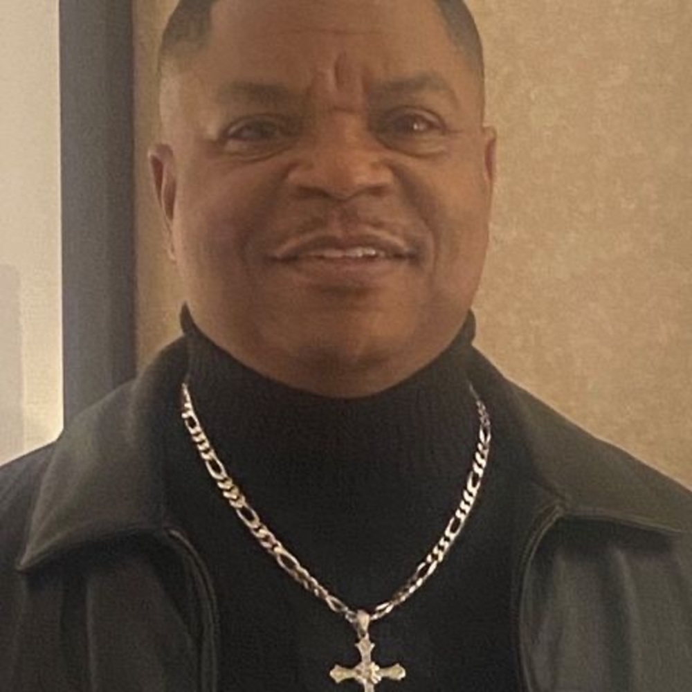 Meet your Posher, Eric